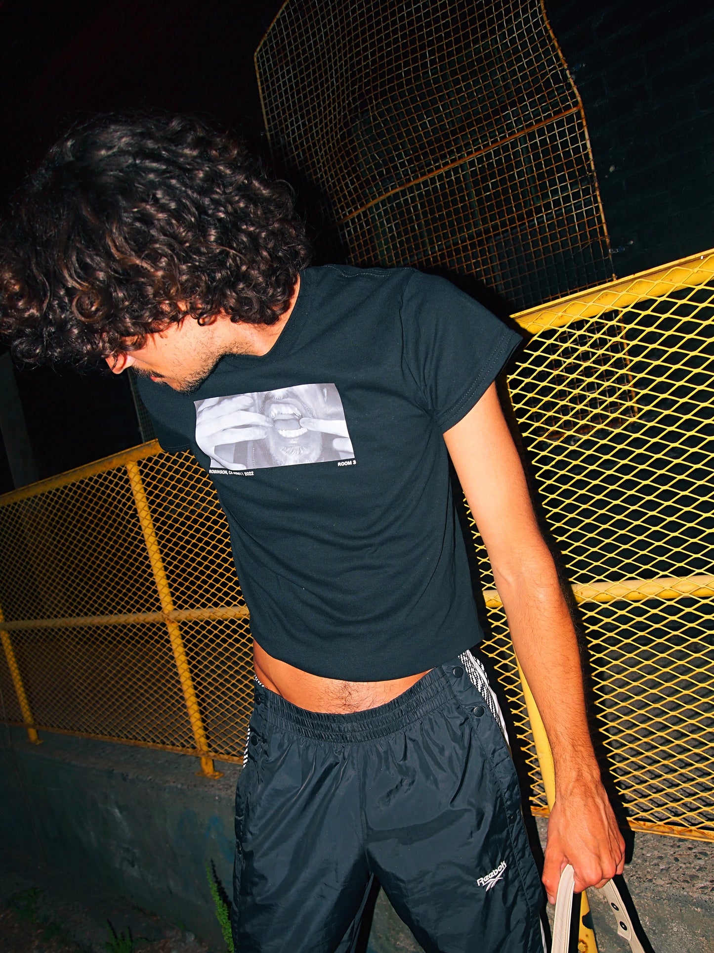 OPEN WIDE - T SHIRT