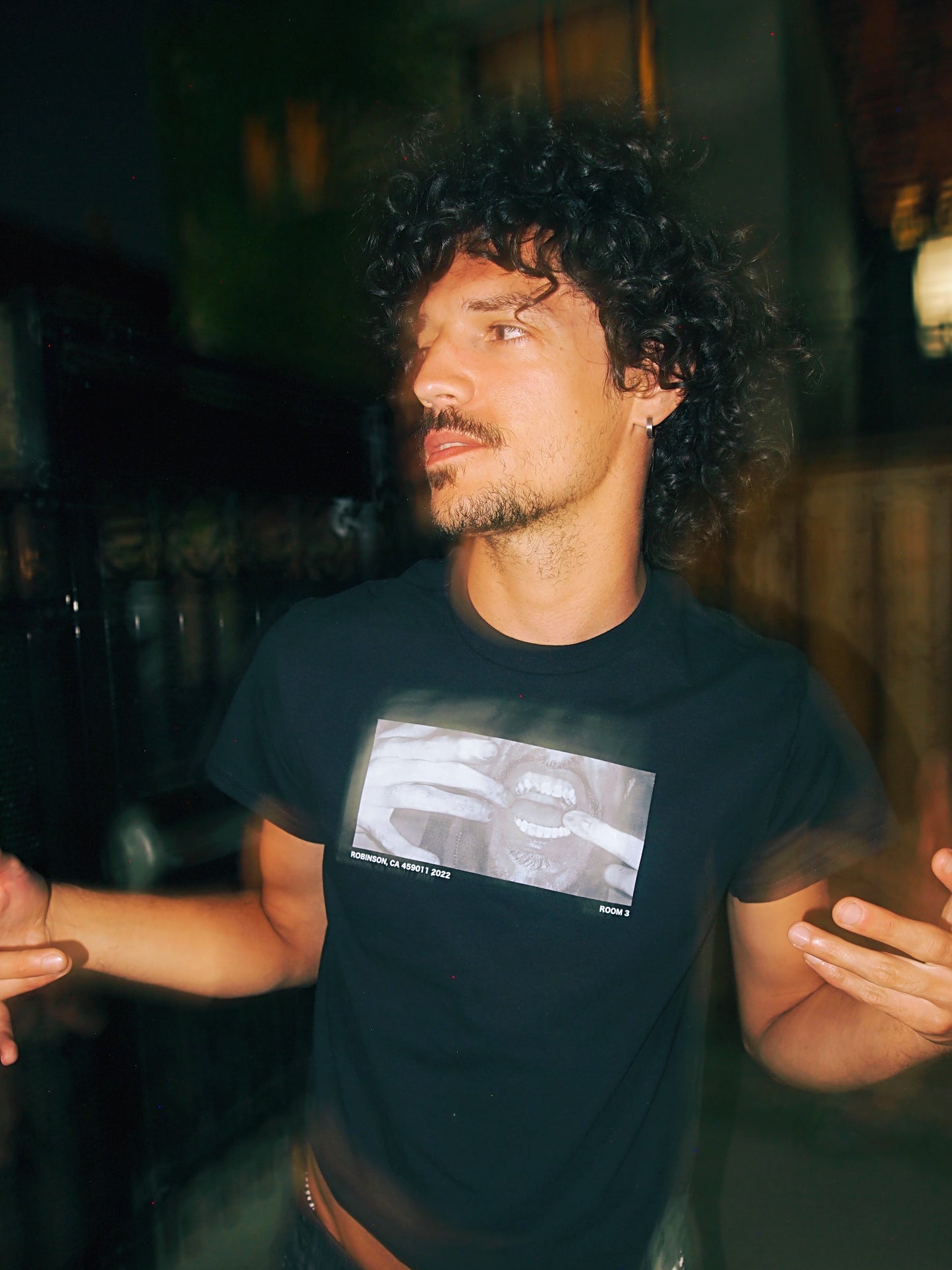 OPEN WIDE - T SHIRT