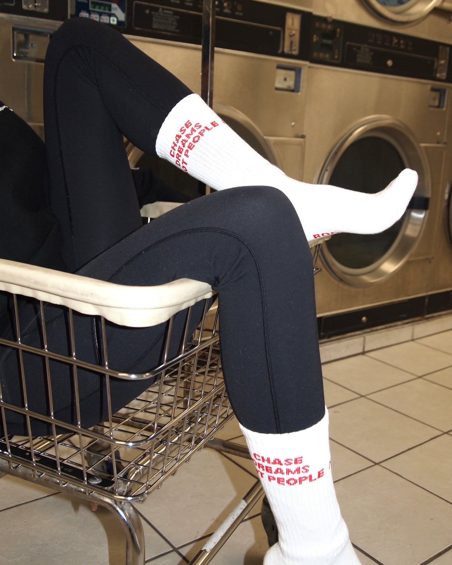 CHASE DREAMS, NOT PEOPLE - SOCKS